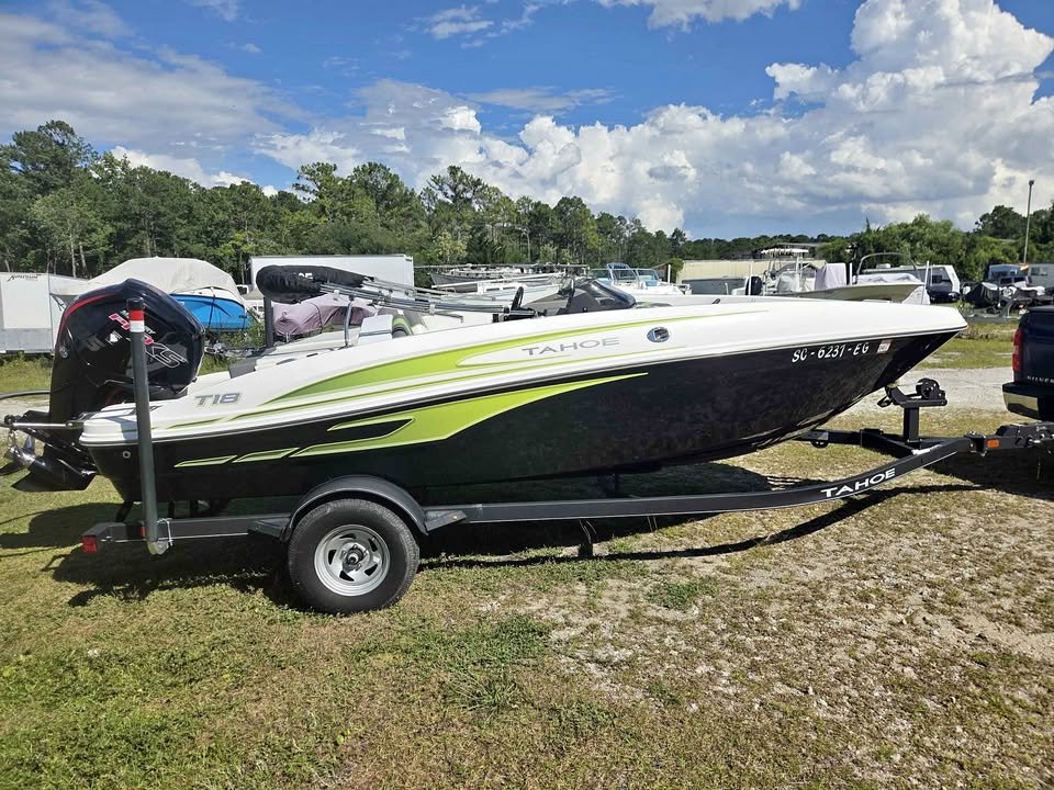 2024 Tahoe T18 Boat
