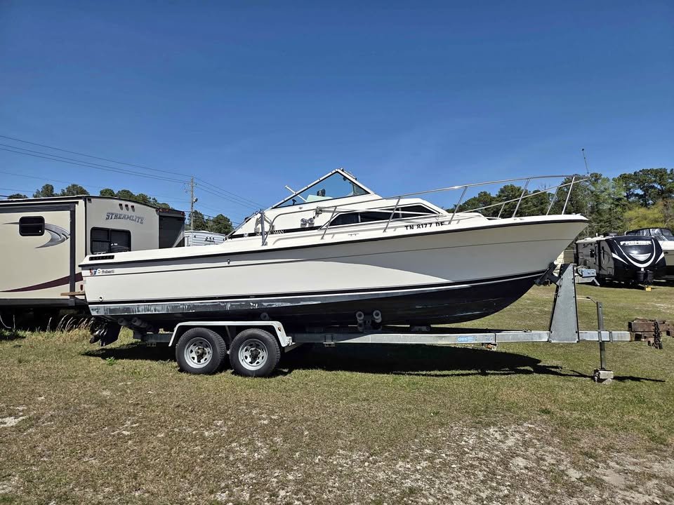 1988 Wellcraft 248 Sportsman